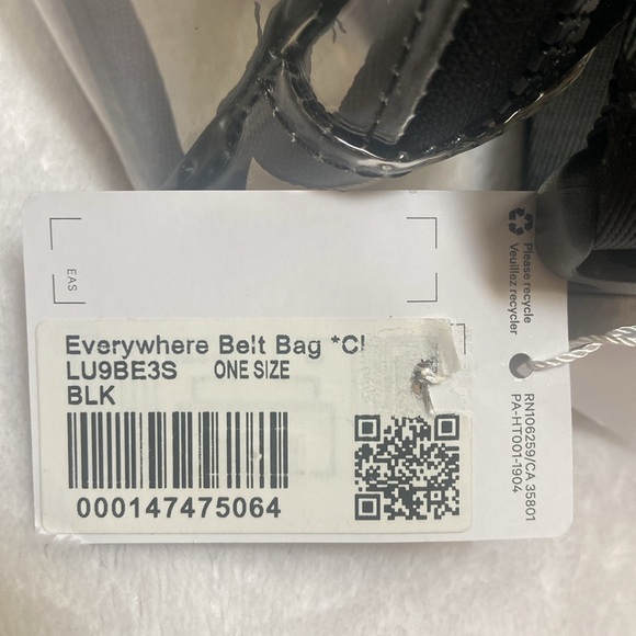 LuLuLemon NWT Hard To Find Clear Everywhere Belt Bag Black Strap - Picture 8 of 10